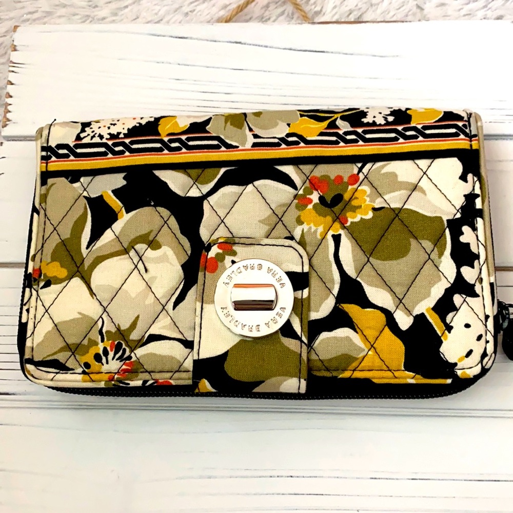 Vera Bradley turn  lock wallet